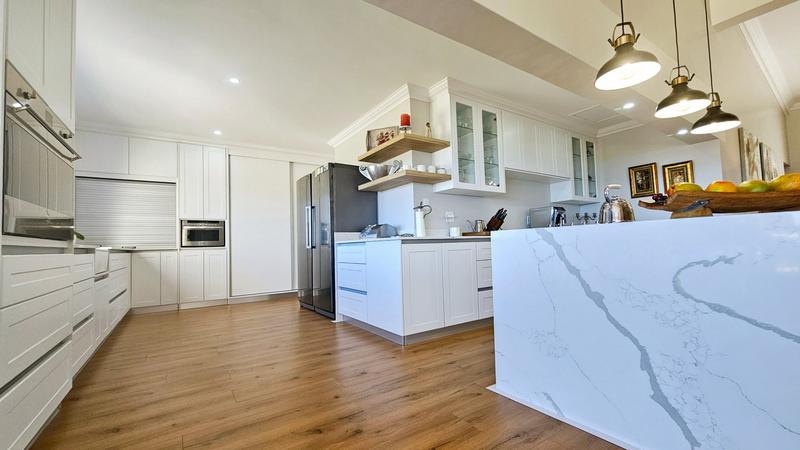 3 Bedroom Property for Sale in Dana Bay Western Cape